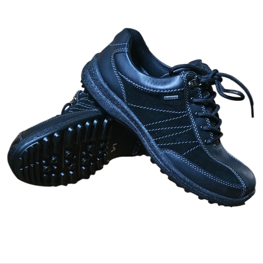 hotter Women's Black Lace-Up Walking Sneakers